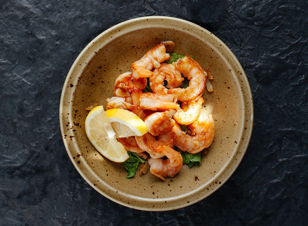 food photography van gamba’s in een restaurant