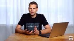 Docent Mark de Rooij